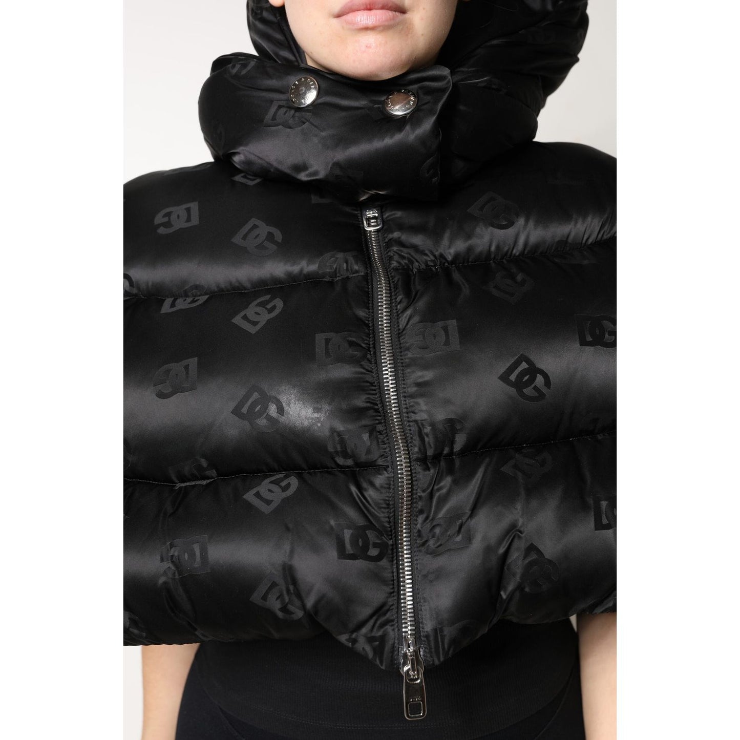 Dolce & Gabbana Black Padded Puffer Hooded Full Zip Cropped Jacket JKT41392-40