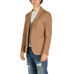 Gianni Lupo Beige Cotton Blazer for men from the Fall/Winter collection, featuring 65% cotton, shown on a model in casual attire.