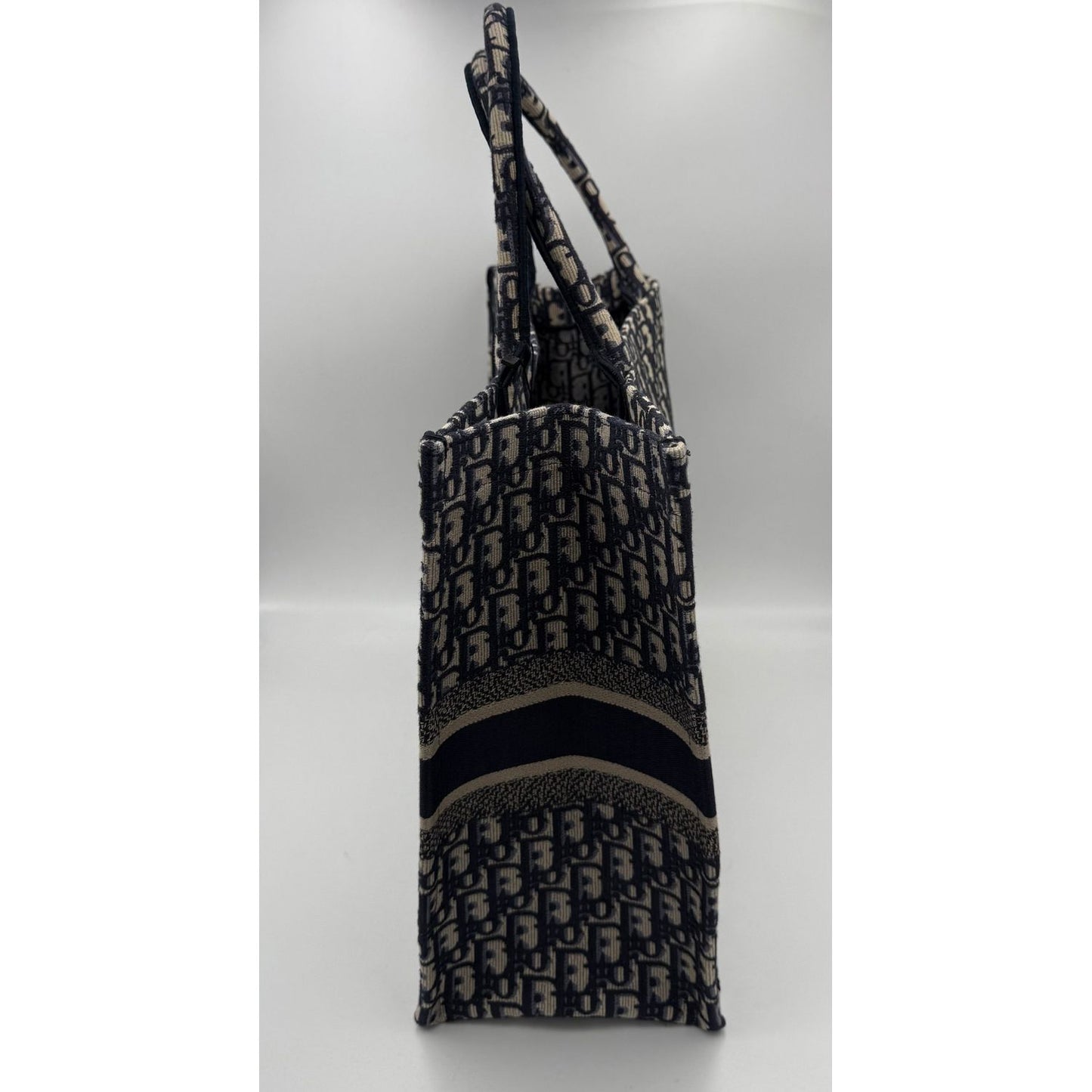 Dior DIOR TOTE BOOK Grande Tote