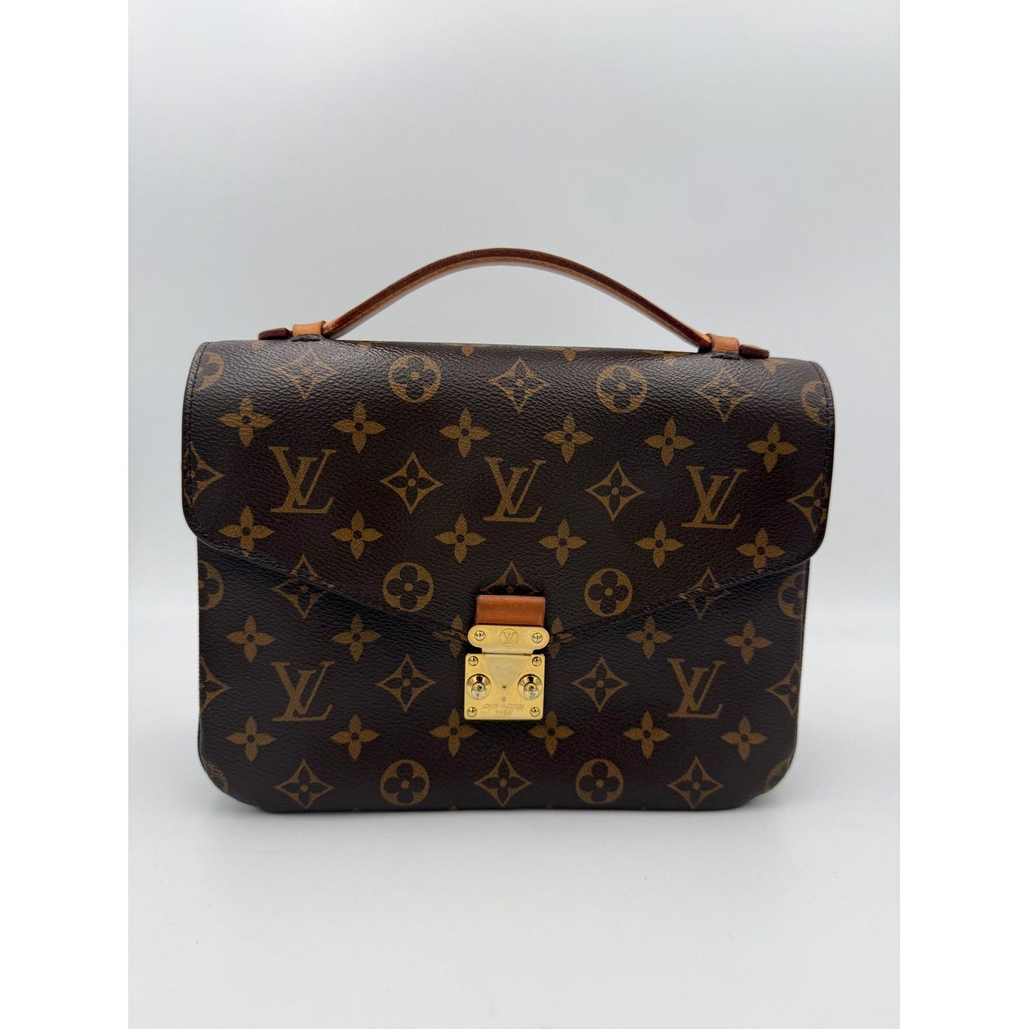 Louis Vuitton LOUIS VUITTON METIS Monogram Handbag