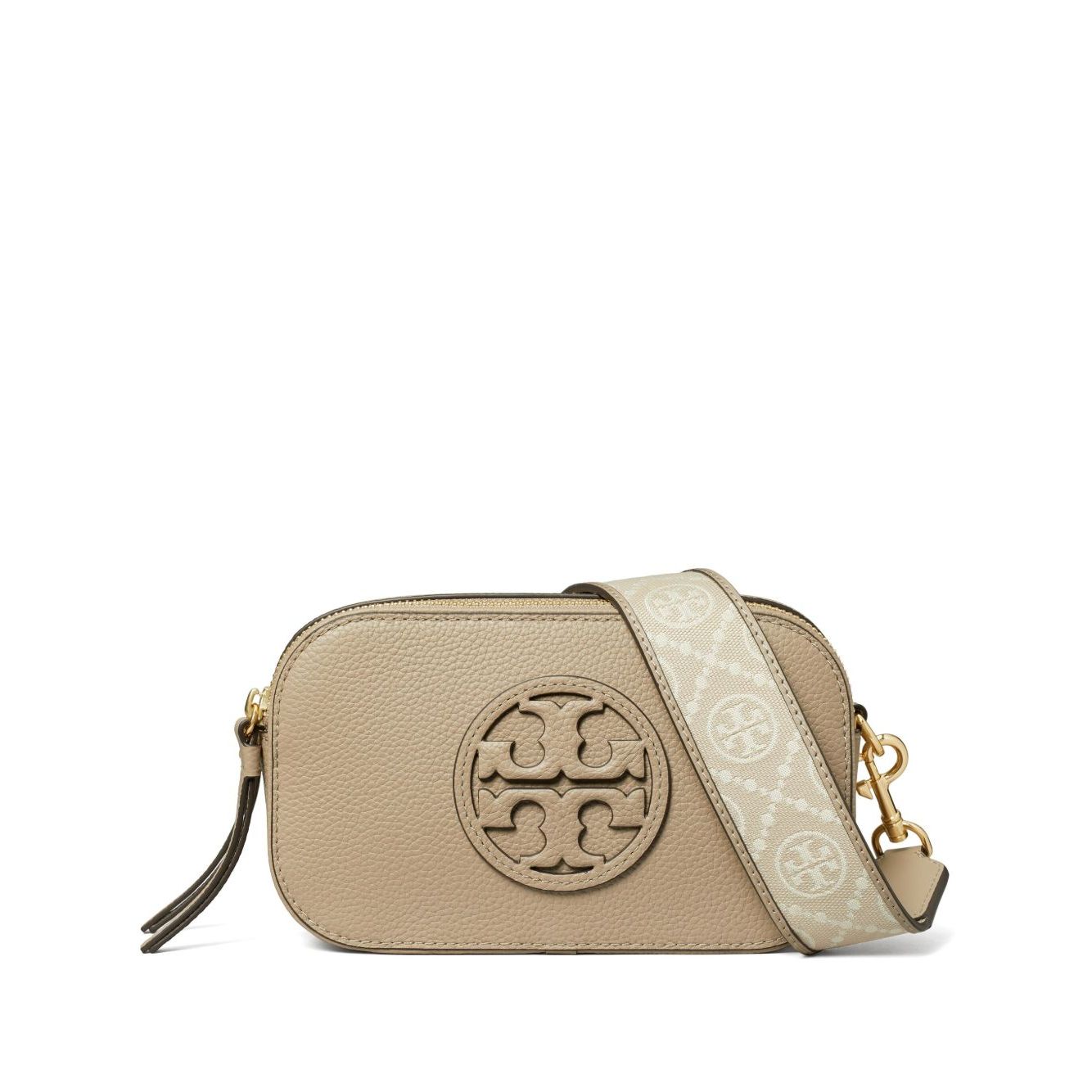 Front view with bag zipped and handles upright.