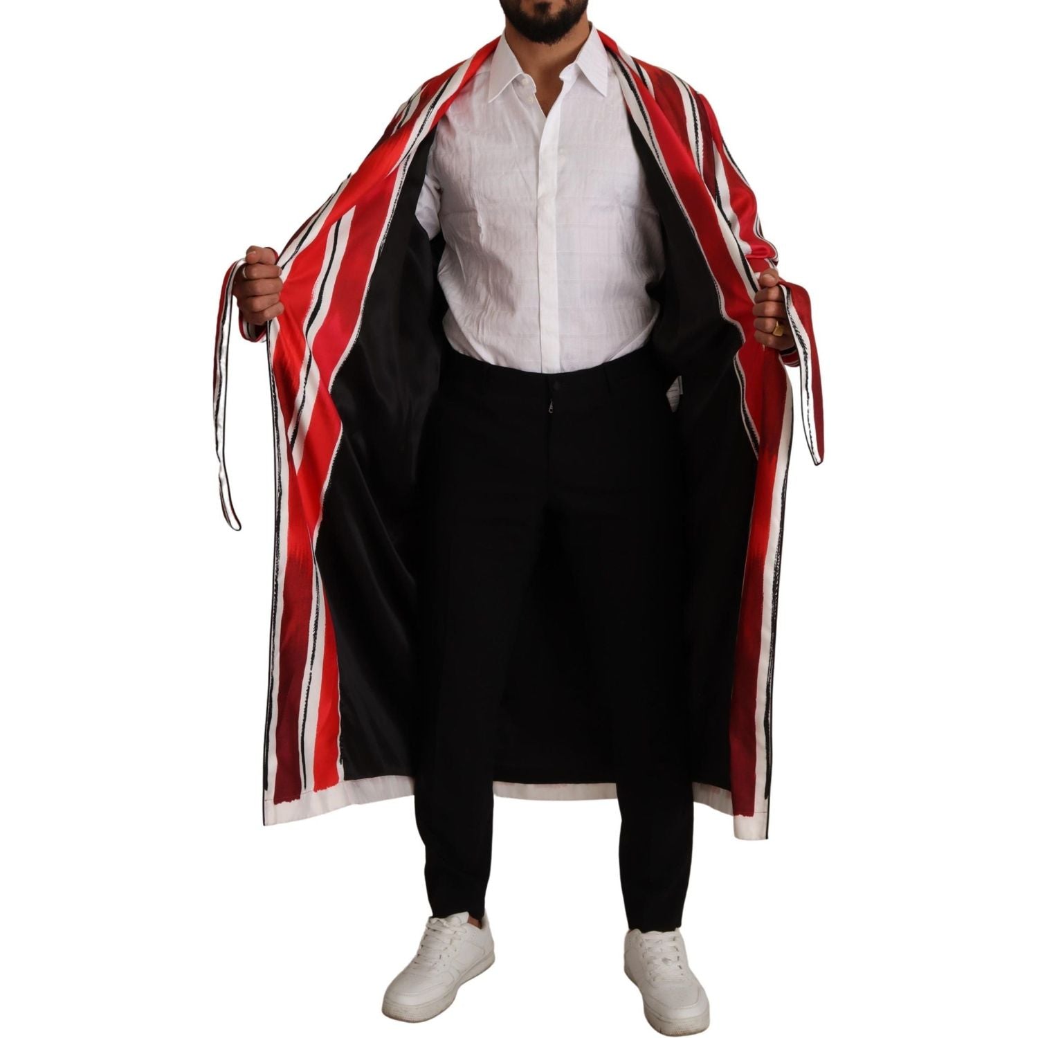 رداء نوم حرير مخطط أنيق من دولتشي آند غابانا