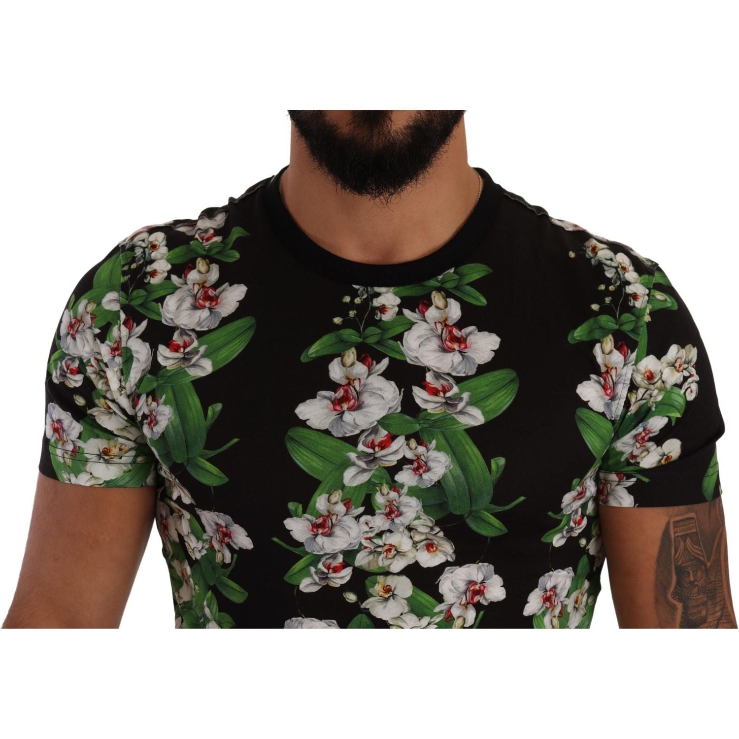 تي شيرت Dolce &amp; Gabbana الأنيق ذو الياقة المستديرة والمزين بالزهور للرجال