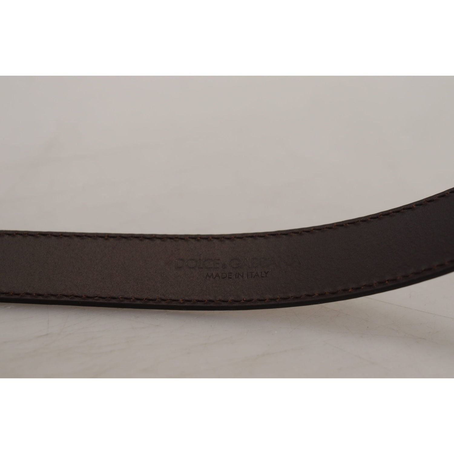 حزام جلدي بمشبك مربع ذهبي من دولتشي آند غابانا