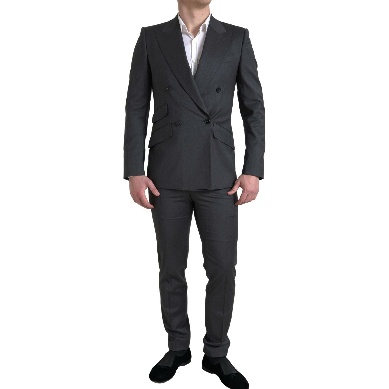 بدلة دولتشي آند غابانا رمادية أنيقة بقصّة Slim Fit مزدوجة الصدر