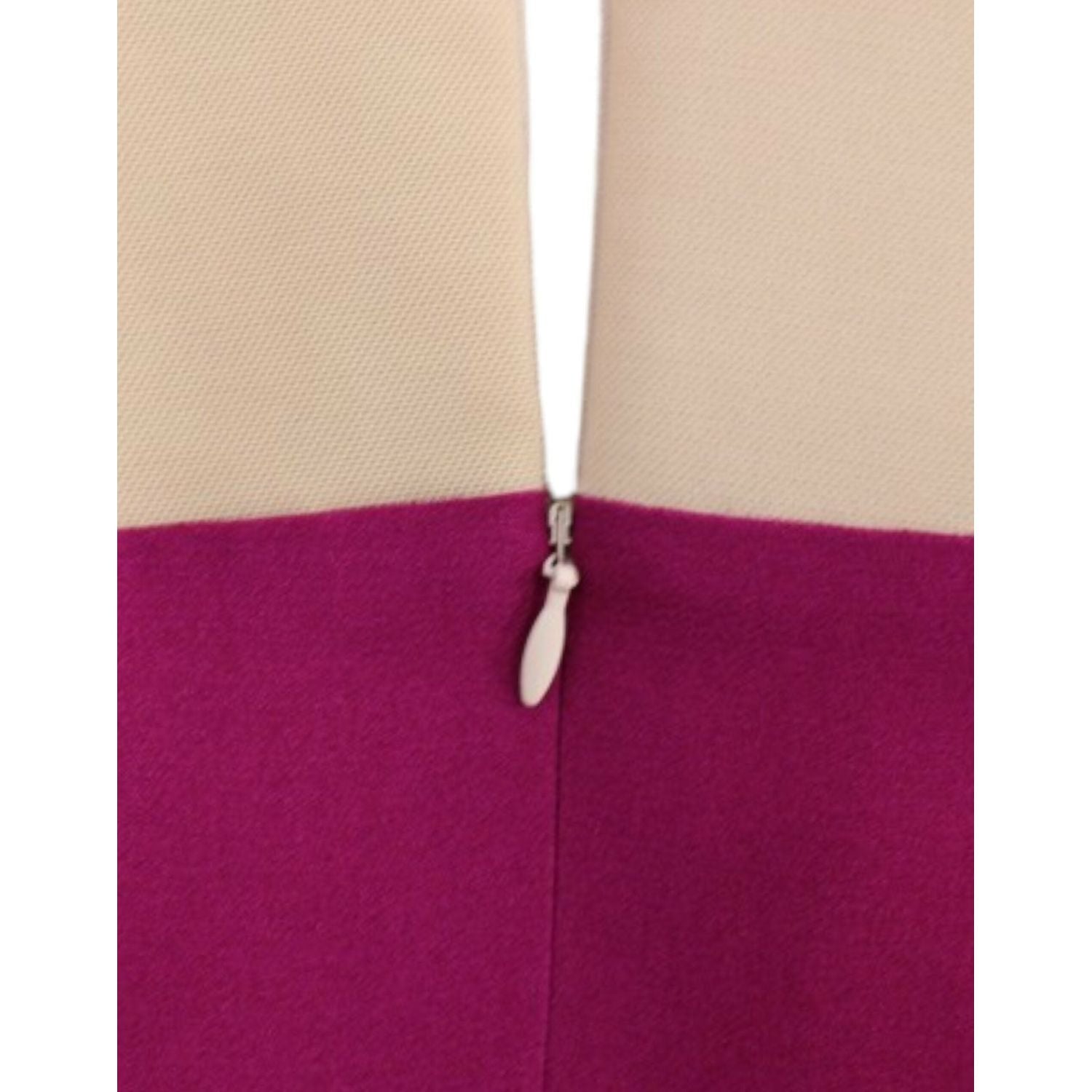 فستان CO|TE الأنيق باللونين الوردي والأبيض