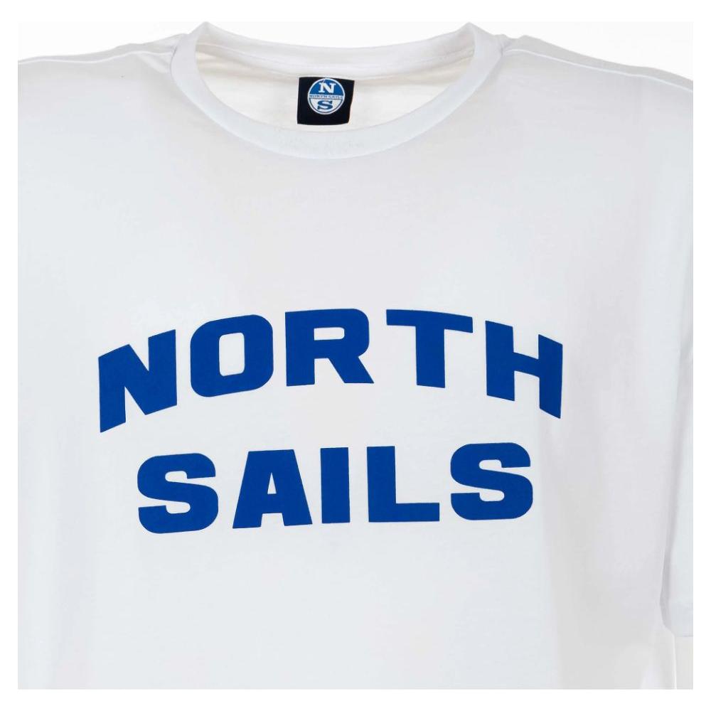 تي شيرت North Sails الأنيق المصنوع من القطن باللون الأبيض مع شعار أزرق جريء