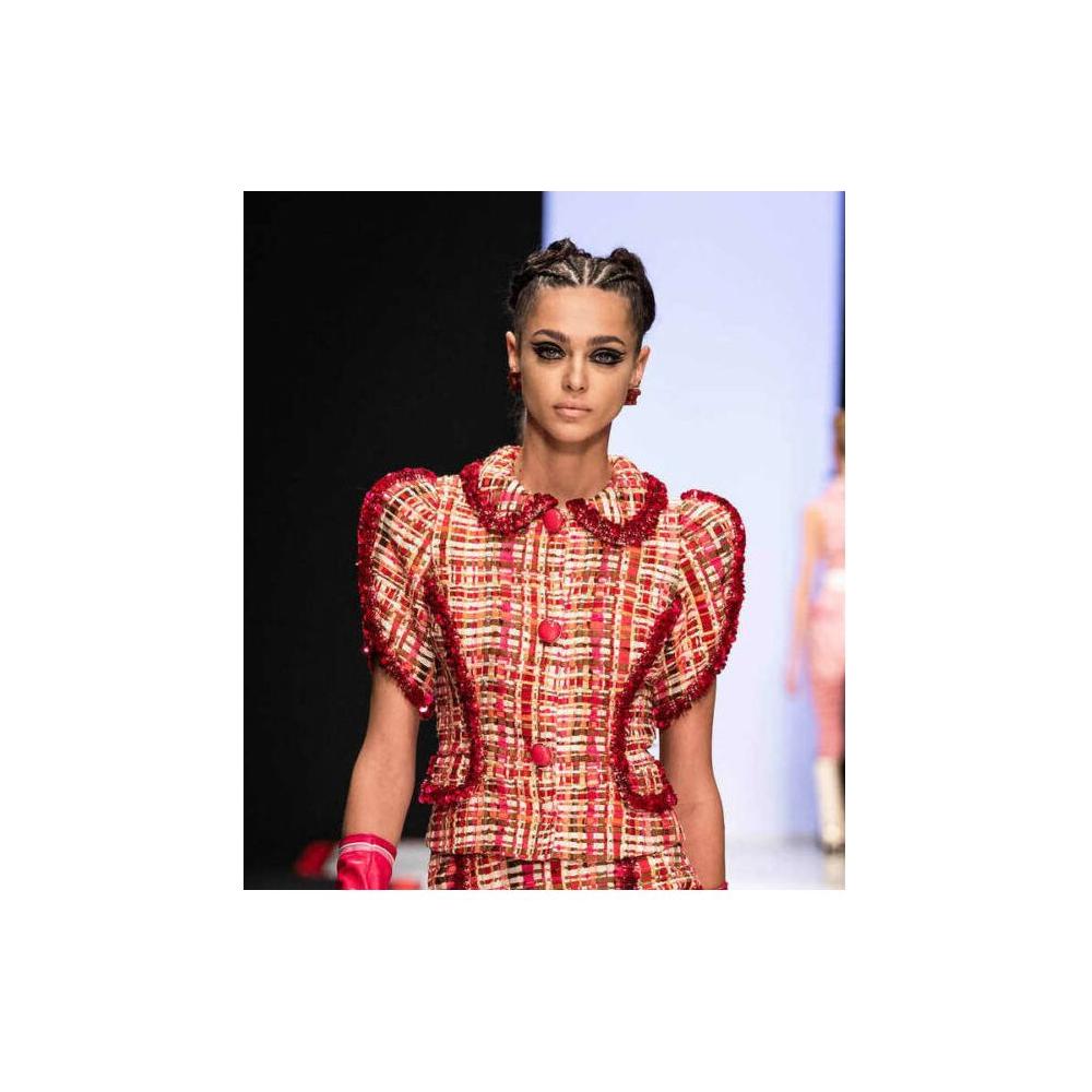 بليزر نسائي من الفيسكوز الوردي من إليزابيتا فرانشي