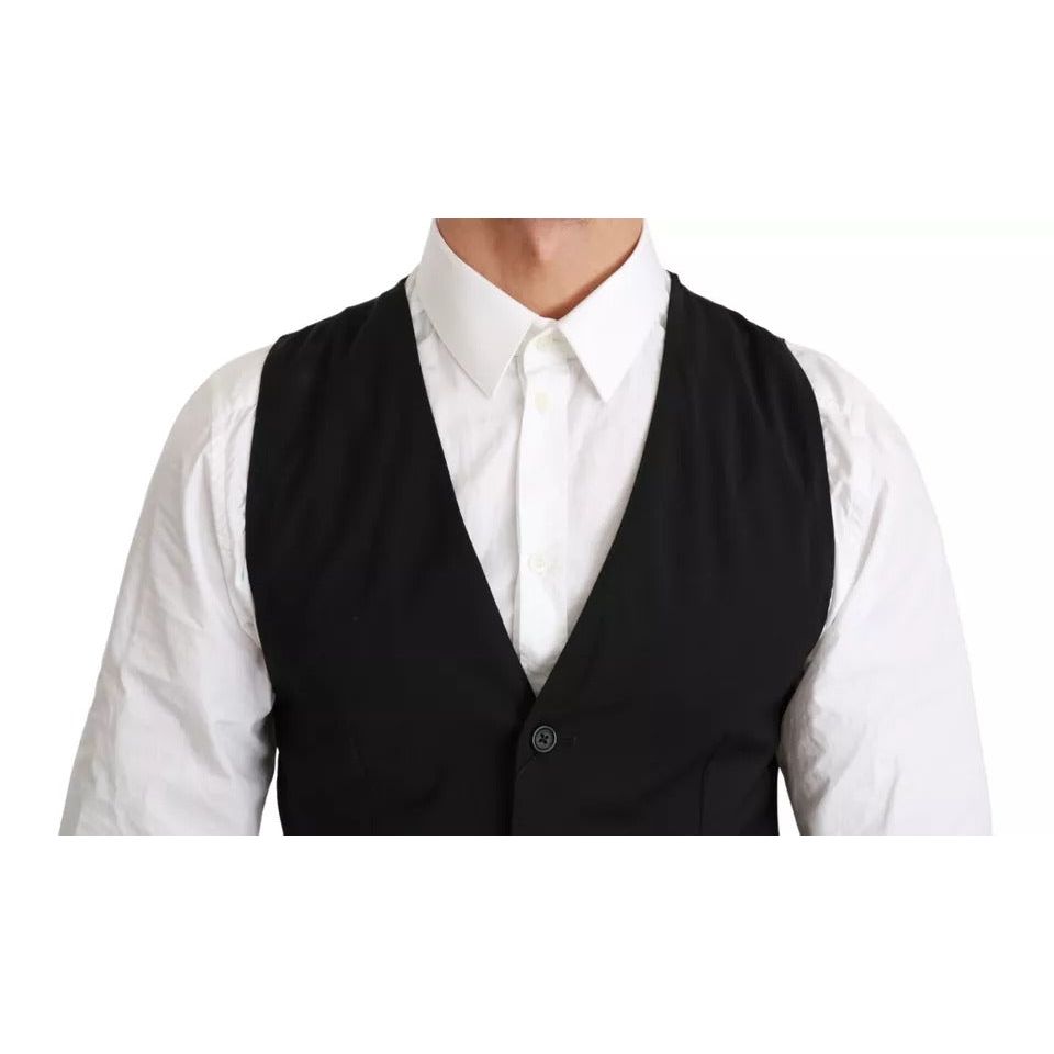 سترة دولتشي آند غابانا سوداء اللون بقصّة Slim Fit