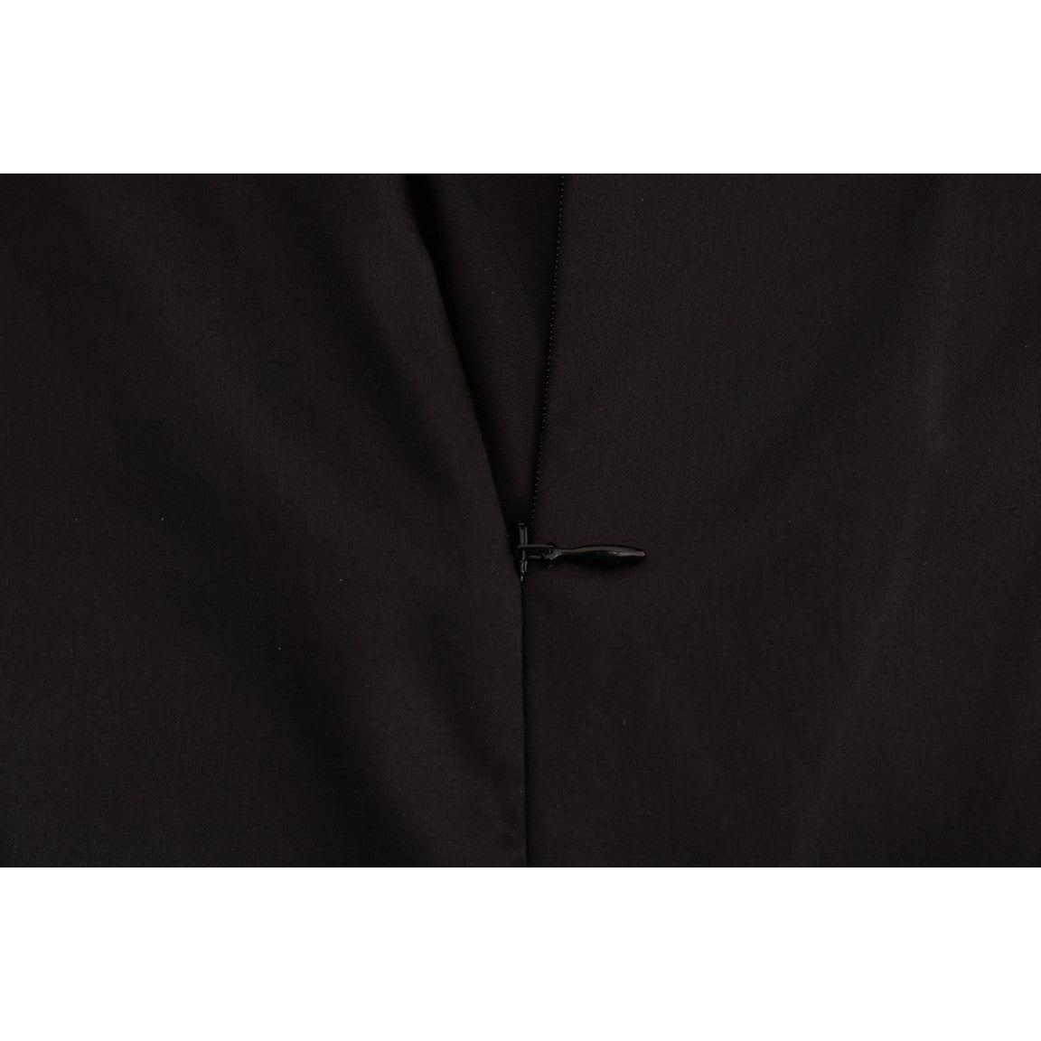 بلوزة كامي أنيقة من الدانتيل الأسود بدون أكمام من دولتشي آند غابانا