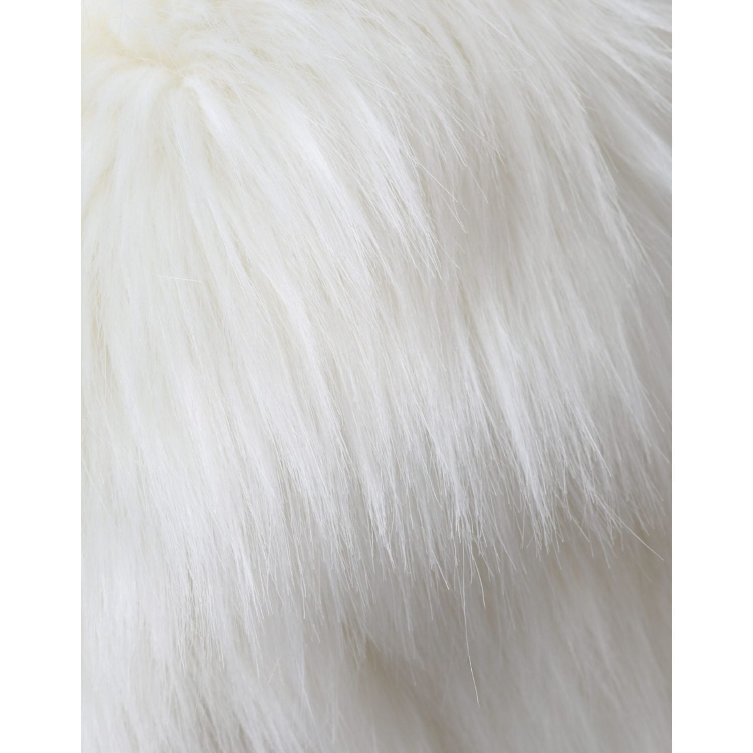 قبعة دلو نسائية من الفرو الأكريليكي باللون الأبيض من دولتشي آند غابانا