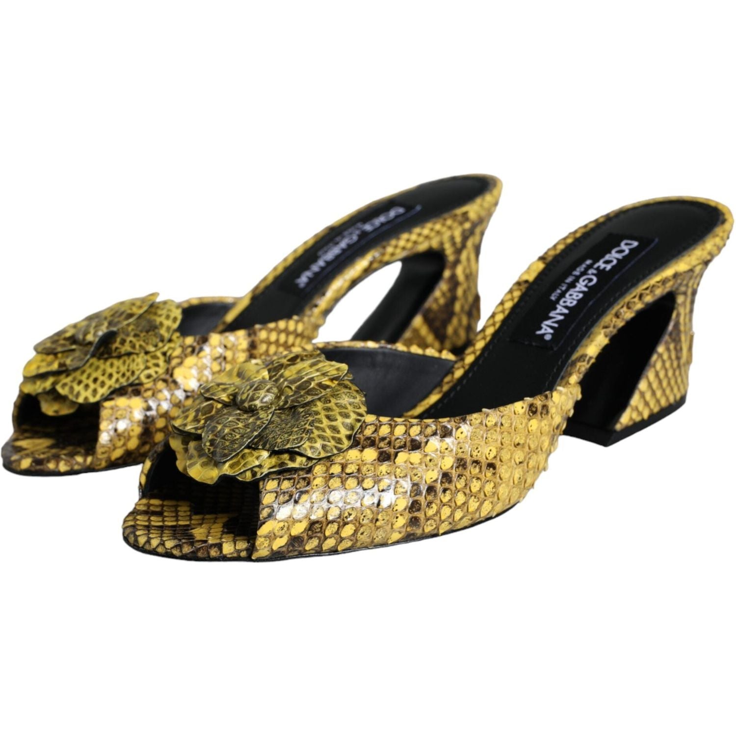 حذاء دولتشي آند غابانا بكعب سميك من الجلد الأصفر