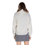 ICHI Cream Marabou Turtleneck