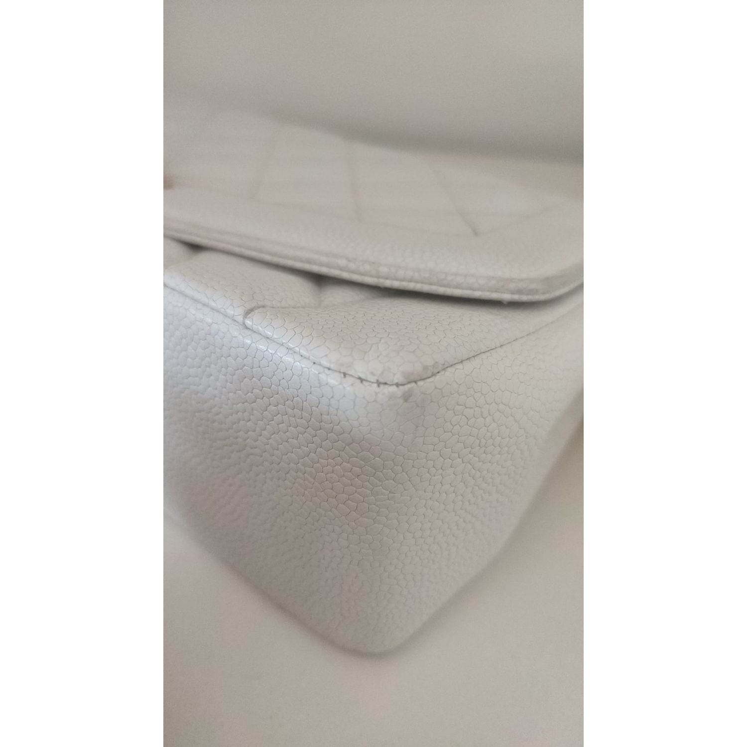 Chanel White Medium Classic DIANA Shoulder Bag Gold Plated Purse