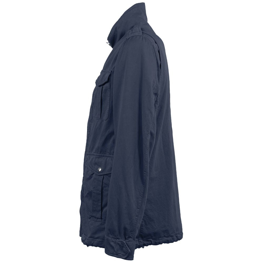 Front view with bag zipped and handles upright.