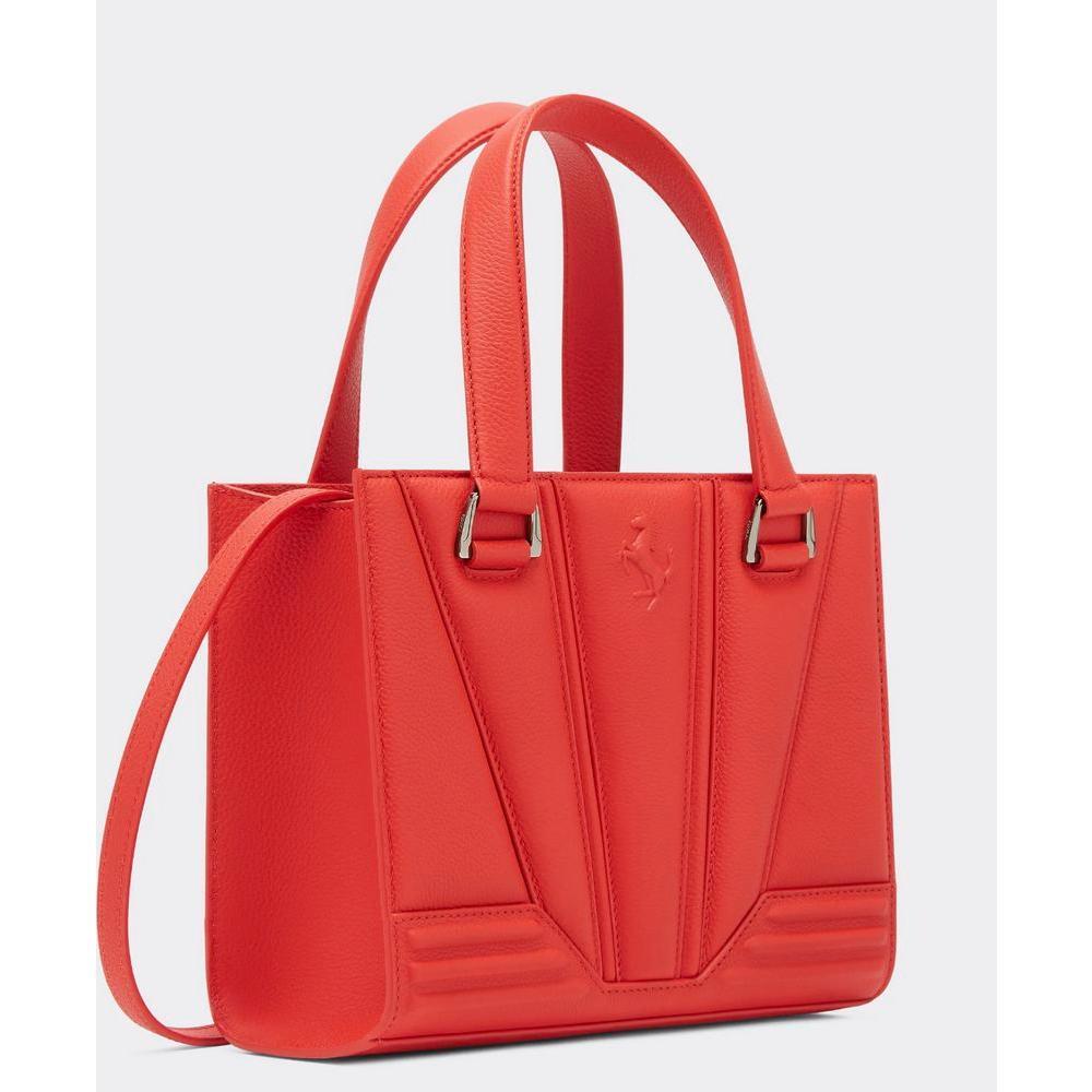 Front view with bag zipped and handles upright.