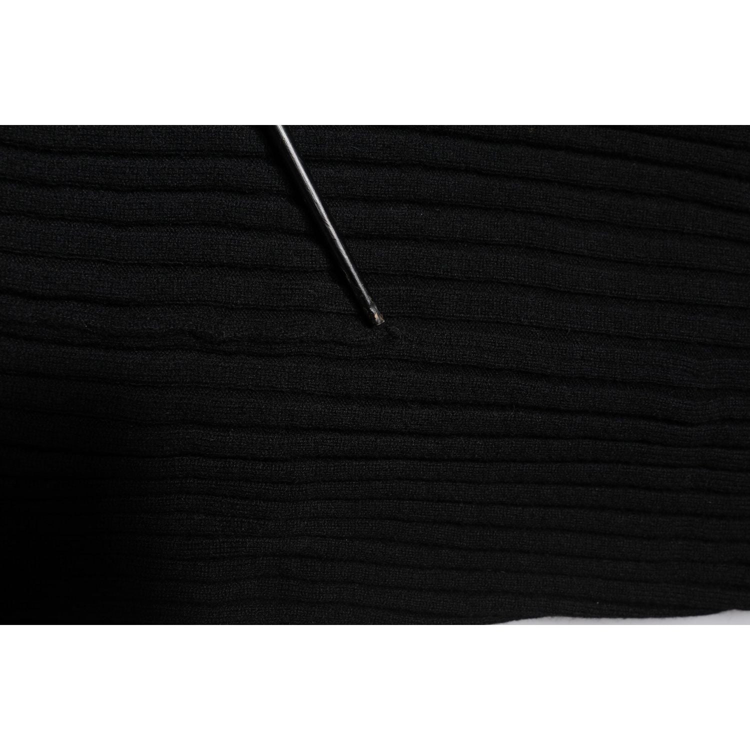 Dolce & Gabbana Black Cashmere Knitted Neck Warmer Foulard Scarf