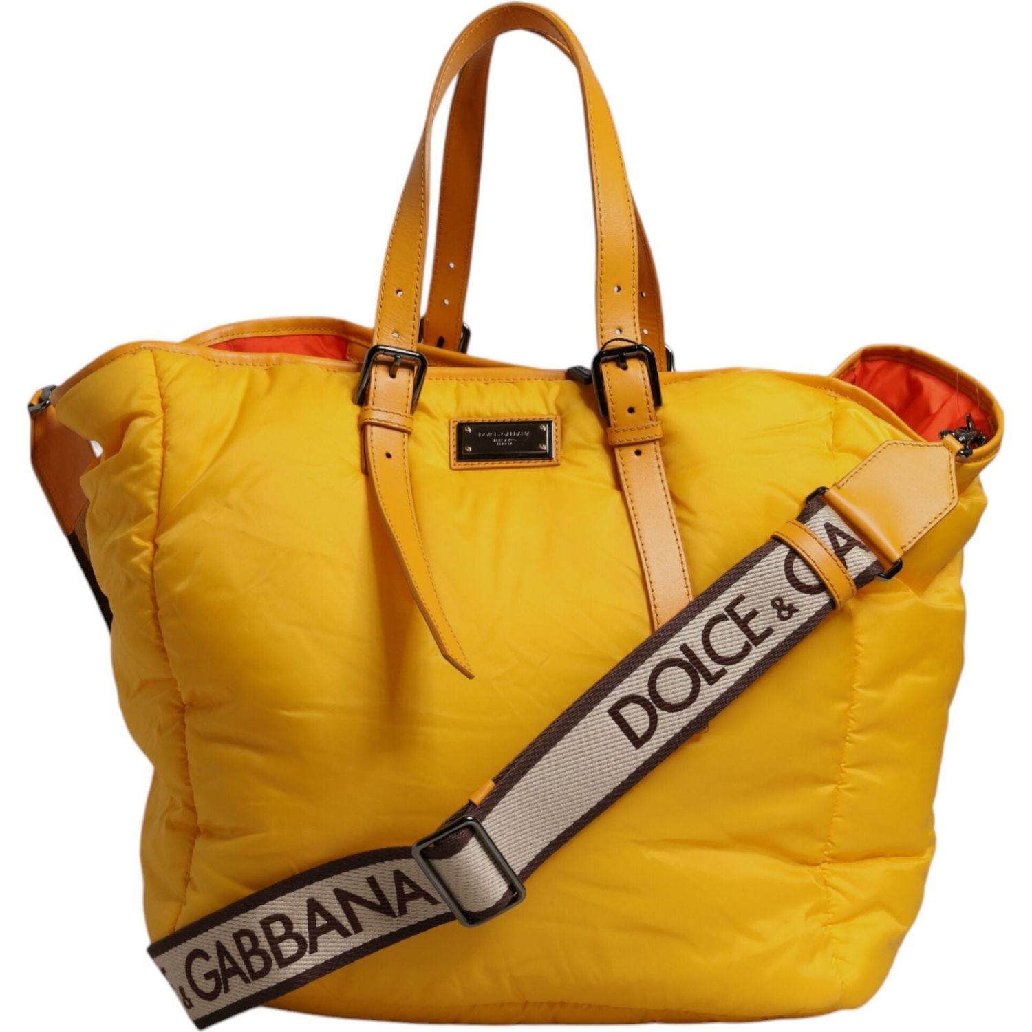 Front view with bag zipped and handles upright.