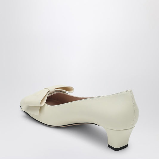 Valentino Garavani Décolleté Bowow ivory
