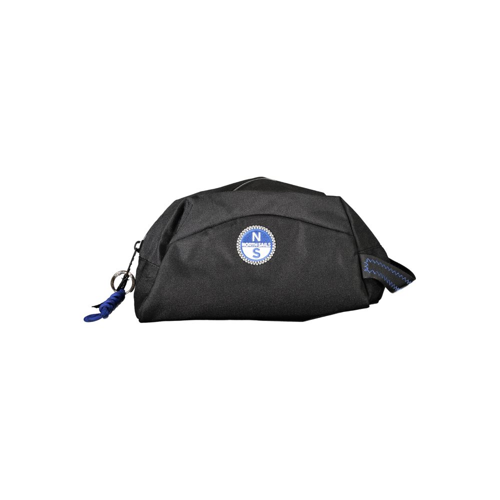 Front view with bag zipped and handles upright.