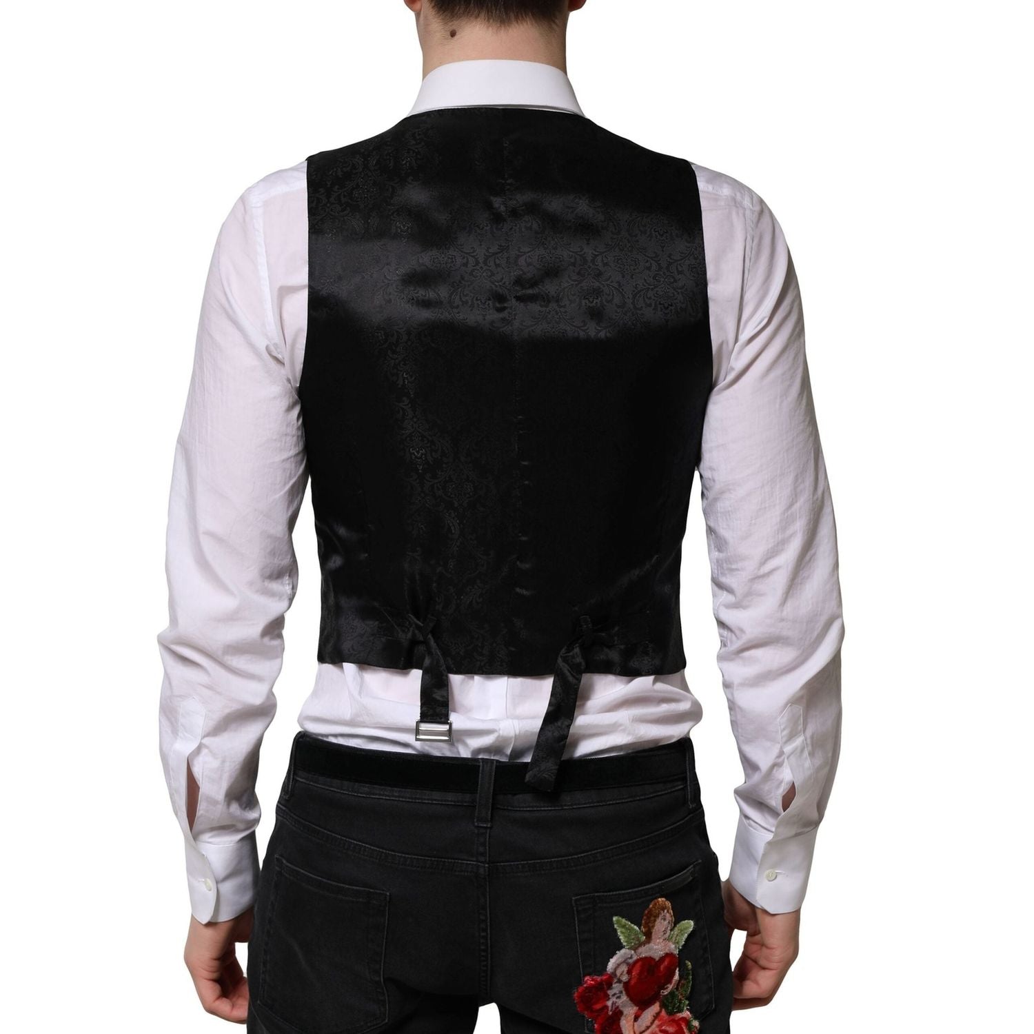 Front view with bag zipped and handles upright.