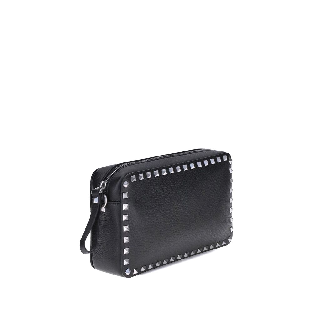 Front view with bag zipped and handles upright.