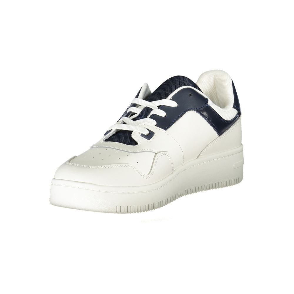 Tommy Hilfiger Blue Leather Men Sneaker with contrasting details and removable insole for comfort.