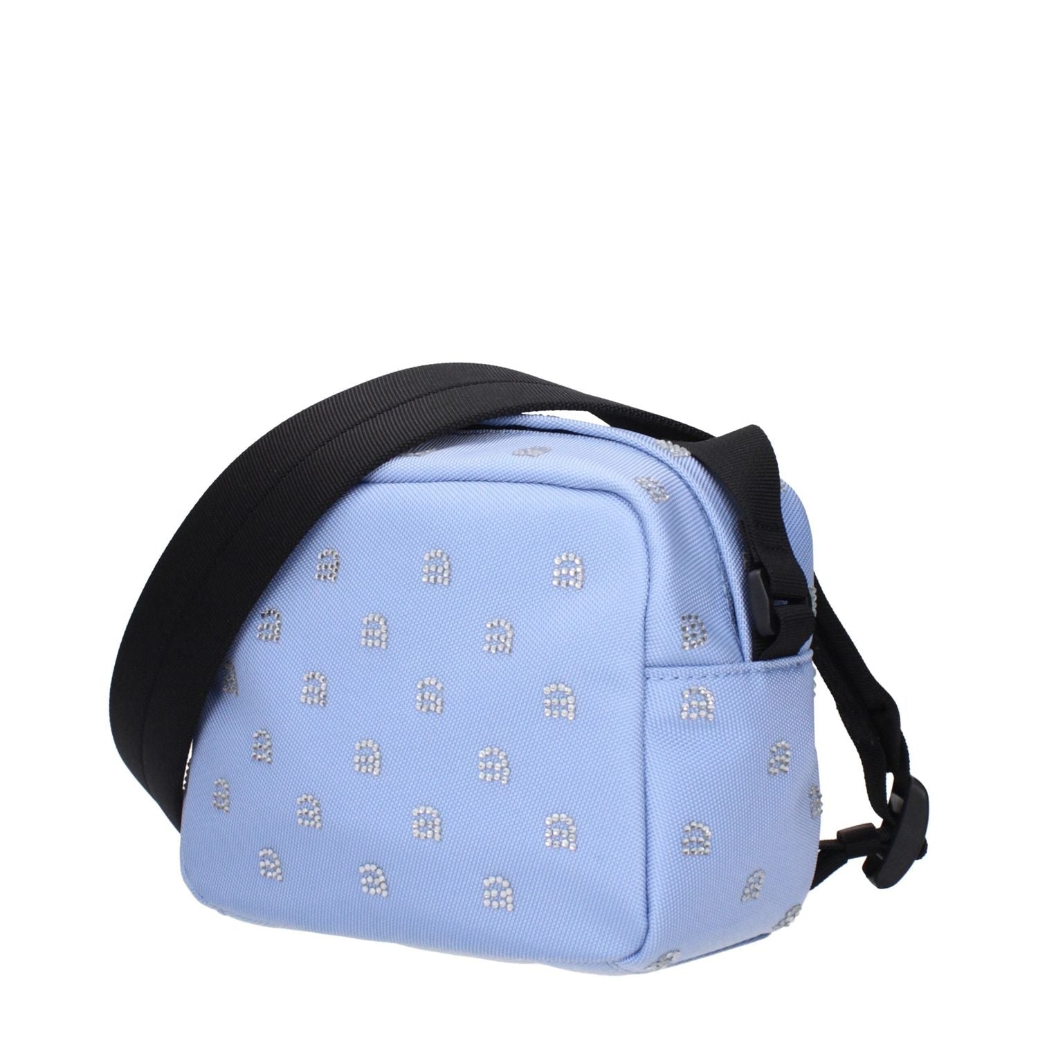 Front view with bag zipped and handles upright.