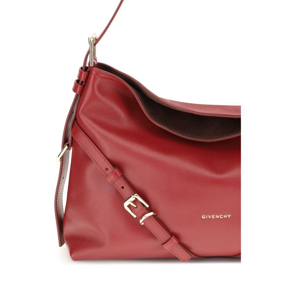Front view with bag zipped and handles upright.