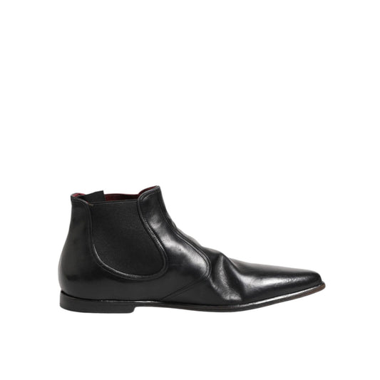 Dolce & Gabbana Black Chelsea Slip On Men Ankle Boots Shoes crafted in calf leather with stretch bands and logo details.