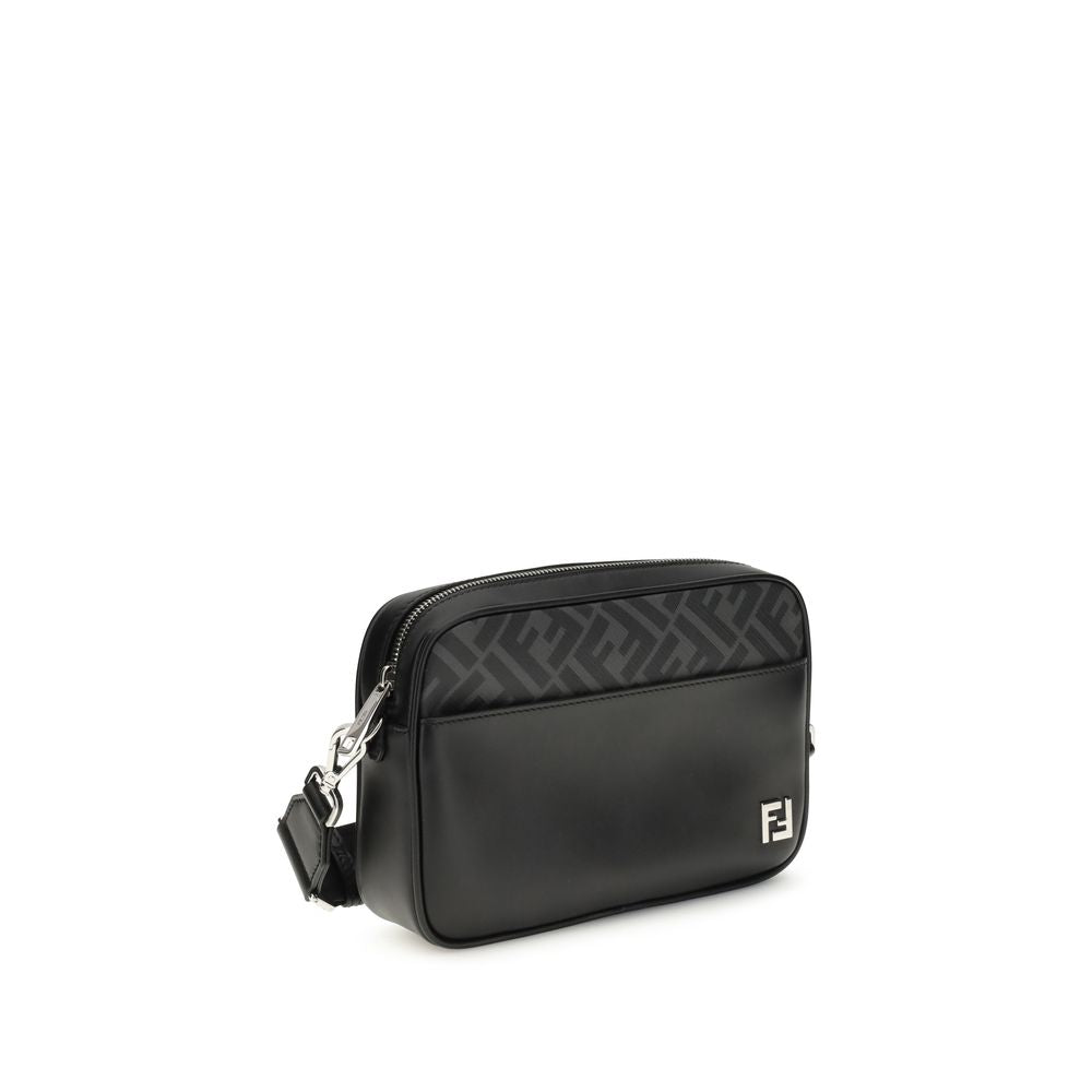 Front view with bag zipped and handles upright.