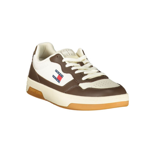 Tommy Hilfiger White Leather Men Sneaker with contrasting brown details and logo, featuring modern design and removable footbed for comfort