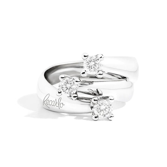 ANELLI RECARLO MOD. R02TY677_040-14 diamond ring with three diamonds on a white gold band, elegant jewelry piece.