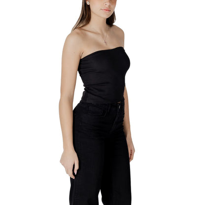 Model wearing Calvin Klein Jeans Black Recycled Cotton Top with fitted silhouette and ribbed design, suitable for versatile styling.