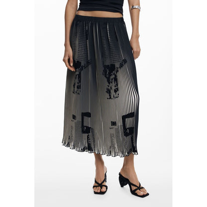 Desigual Black Polyester Women Skirt with pleated design and bold newspaper motifs.