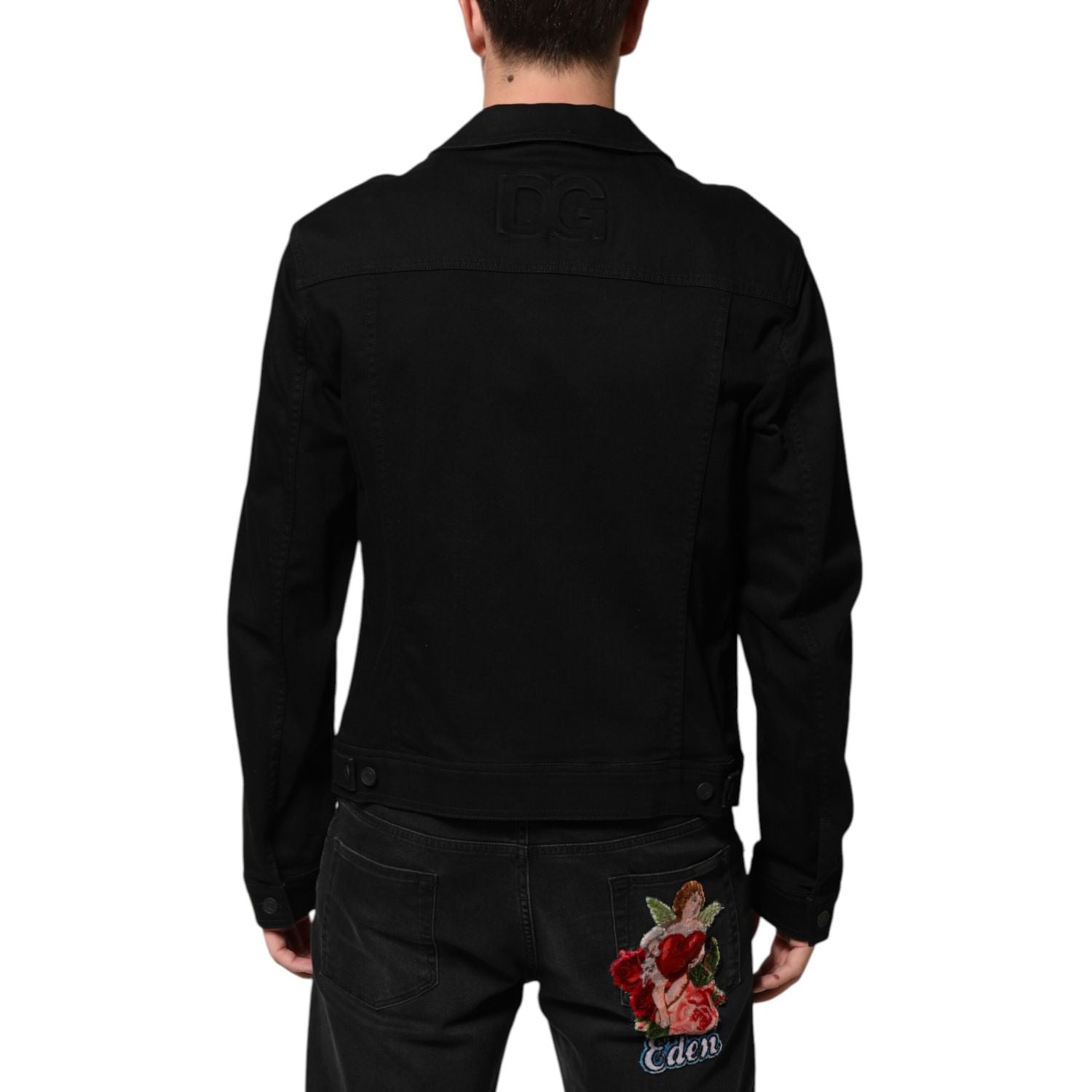 Front view with bag zipped and handles upright.