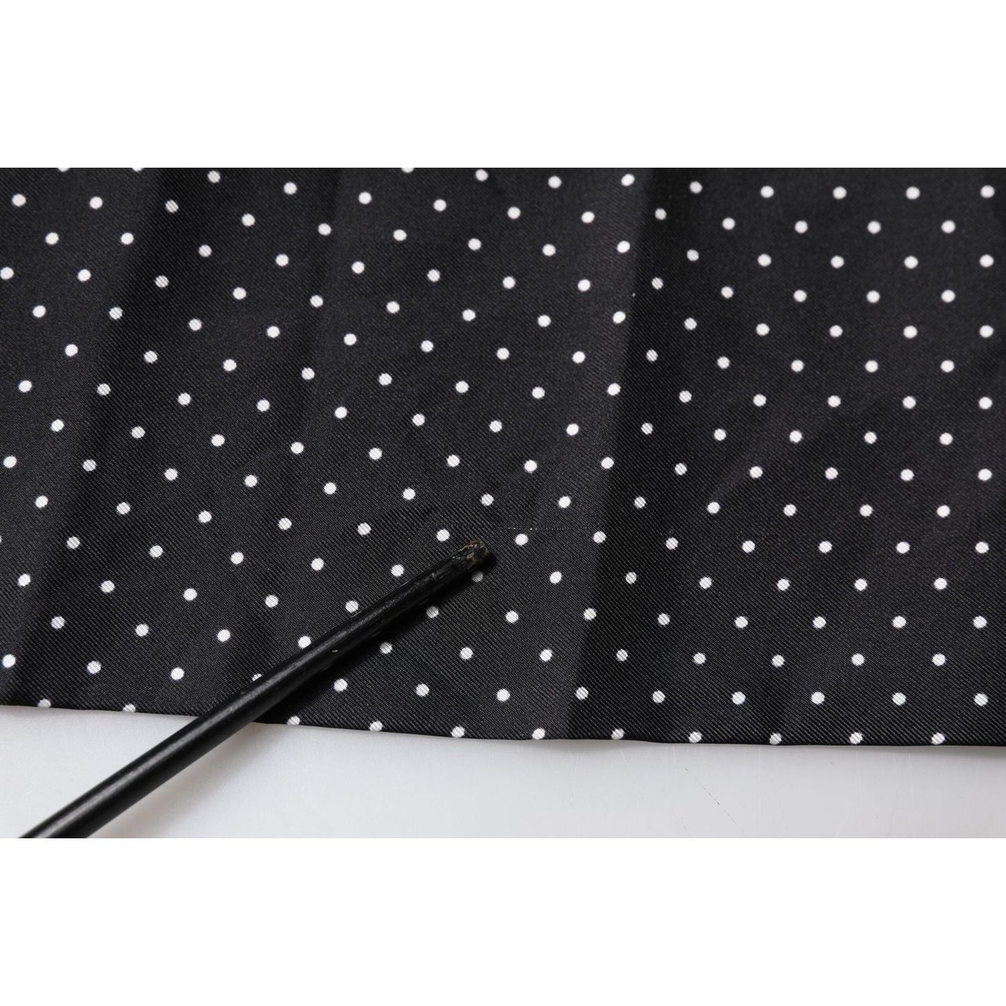 Dolce & Gabbana Black Polka Dots Silk Skinny Neck Wrap Scarf MS7301