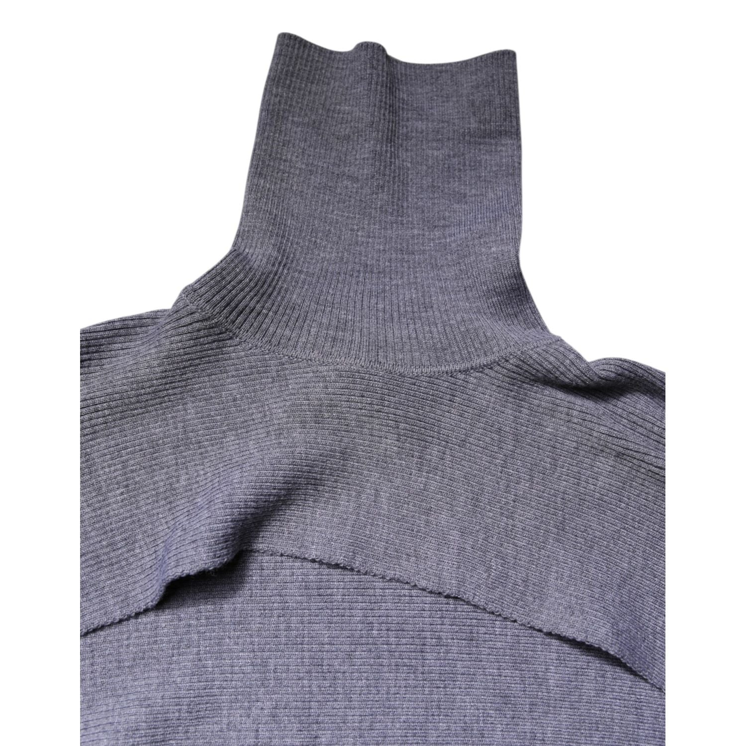 Dolce & Gabbana Gray Wool Knit Turtleneck Cropped Top Sweater