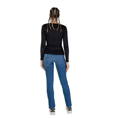 Back view of Guess Black Cotton Long Sleeve T-Shirt with a python-effect logo detail, paired with jeans for a casual look.