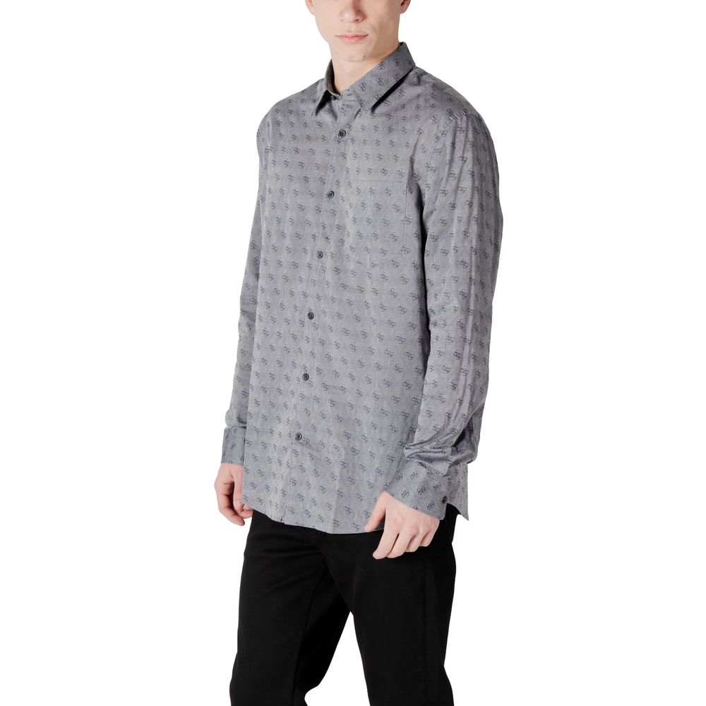 Man wearing Guess Gray Cotton Pattern Shirt with jacquard design, long-sleeve, ideal for formal or casual-chic occasions.