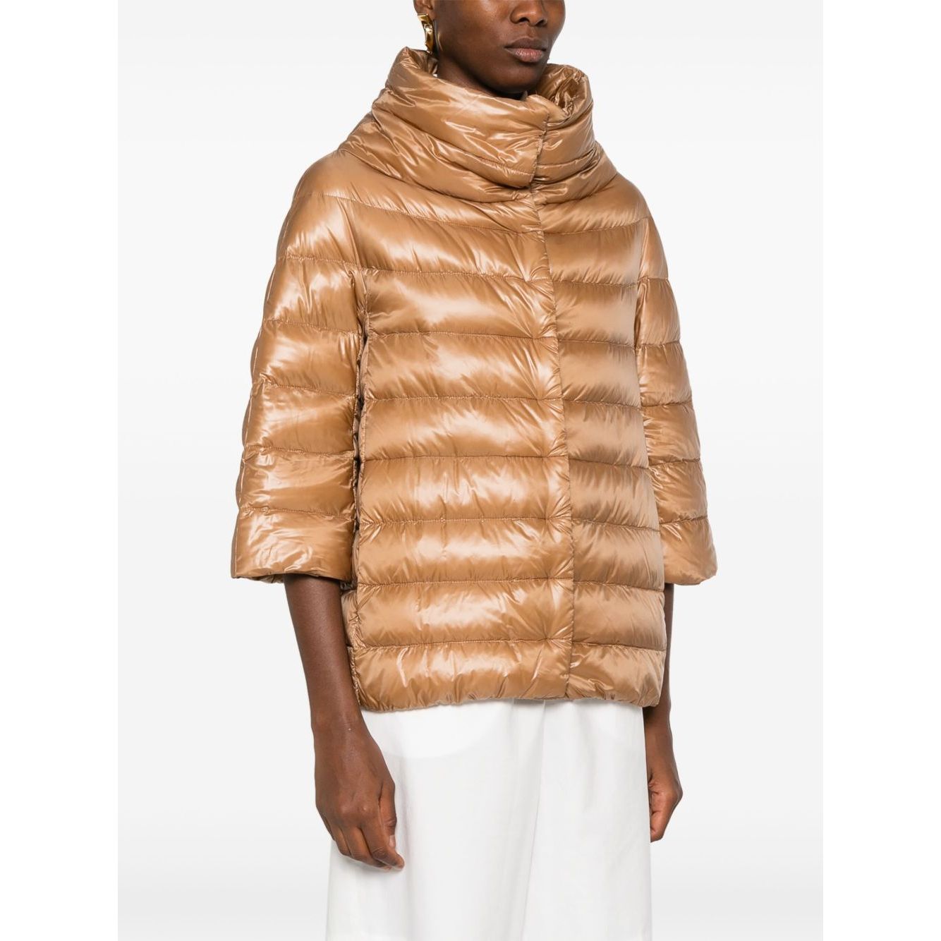 Herno Jackets Camel with padded design, three-quarter sleeves, quilted stand-up collar, and front press-stud fastening.