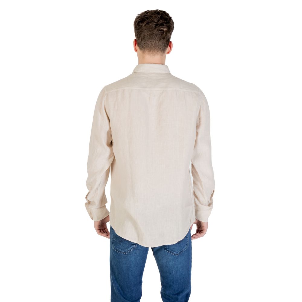Back view of Hugo Boss Beige Linen Shirt for men, long-sleeve with comfortable fit, paired with jeans, showcasing casual elegance and style.