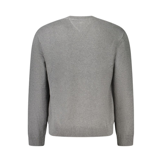 Tommy Hilfiger Gray Cotton Men Sweater with long sleeves and crew neck, showcasing classic American style and subtle logo embroidery.