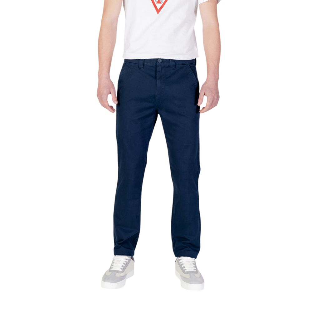 Model wearing Tommy Hilfiger Jeans Blue Cotton Skinny Pants, highlighting a slim fit silhouette in casual outfit.