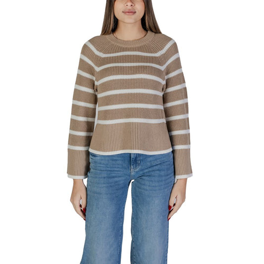 Woman wearing Vila Clothes Beige Cotton Sweatshirt featuring stripes and a short fit with long sleeves.