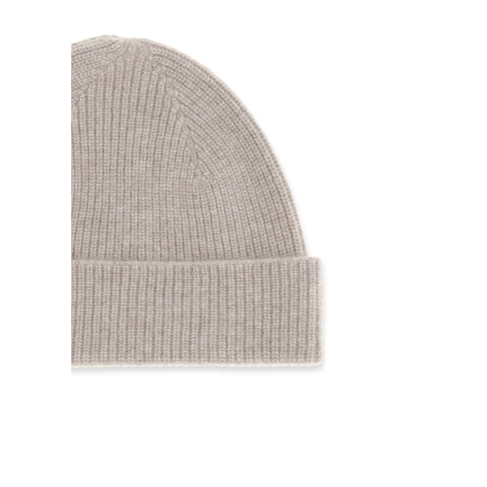 Close-up of ZEGNA Beige Cashmere Beanie made from luxurious Oasi cashmere yarn, showcasing its soft texture and elegant design.
